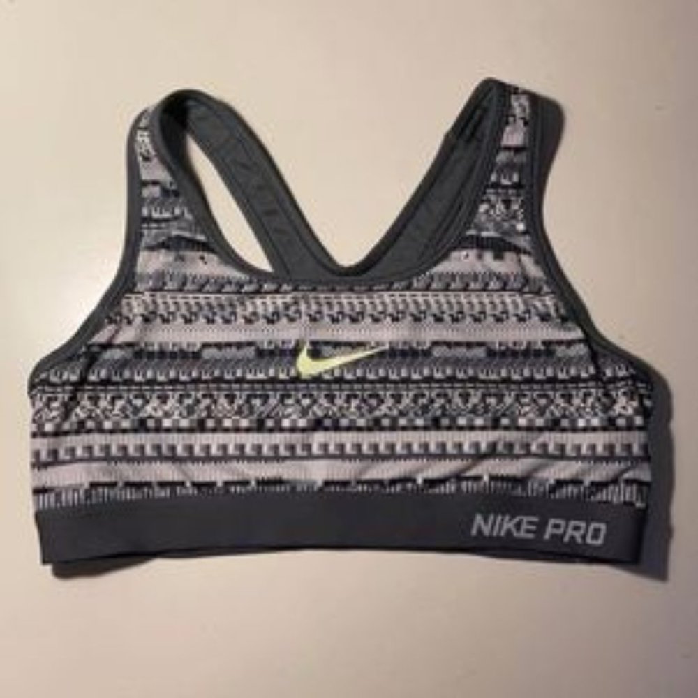 Nike Pro Women’s M Sports Bra